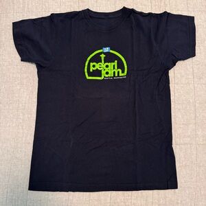 SEAHAWKS! USED / RARE. Official Pearl Jam x Seahawks t-shirt. Dark blue.